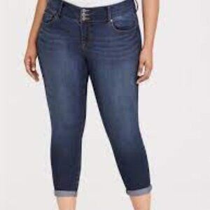 Torrid Crop Jegging- Super Stretch Dark Wash